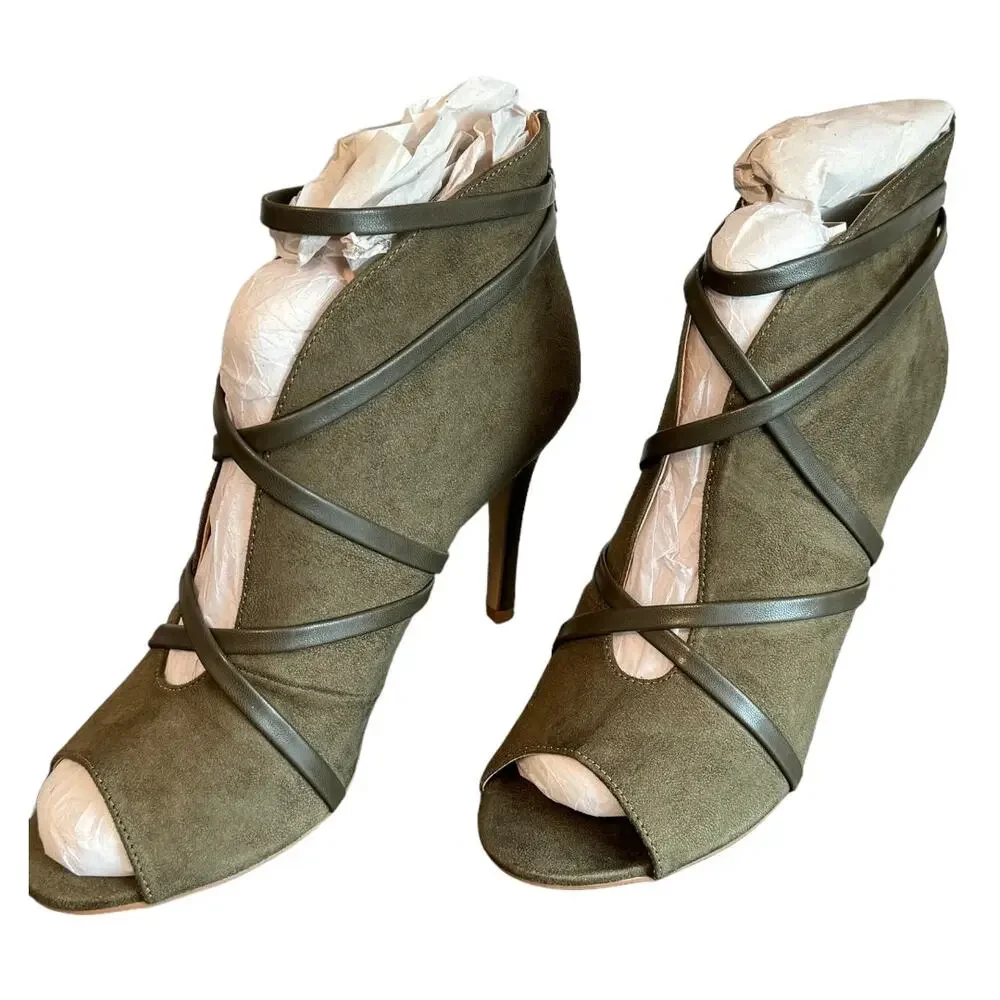 NWOT Journee Collection Samara Stiletto‎ Heeled Boot